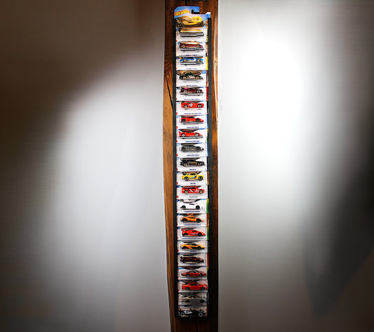 Wieszak na modele Hot Wheels